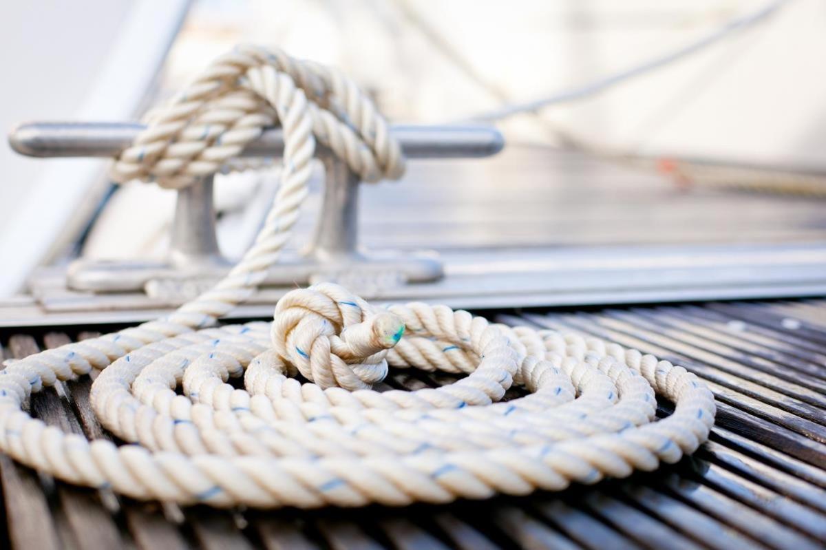 Strandmuschel, Ca 100M Z. Alten Strom 로스토크 외부 사진