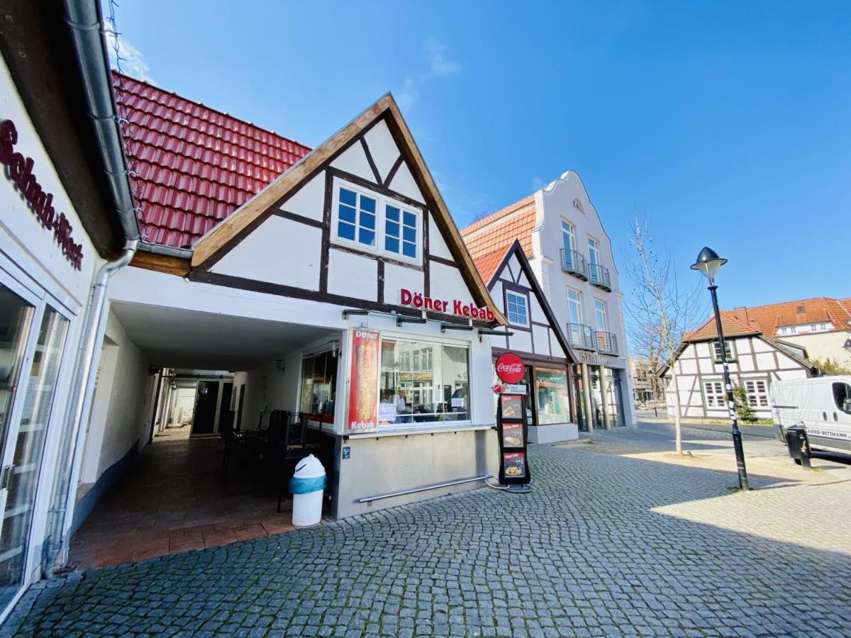 Strandmuschel, Ca 100M Z. Alten Strom 로스토크 외부 사진